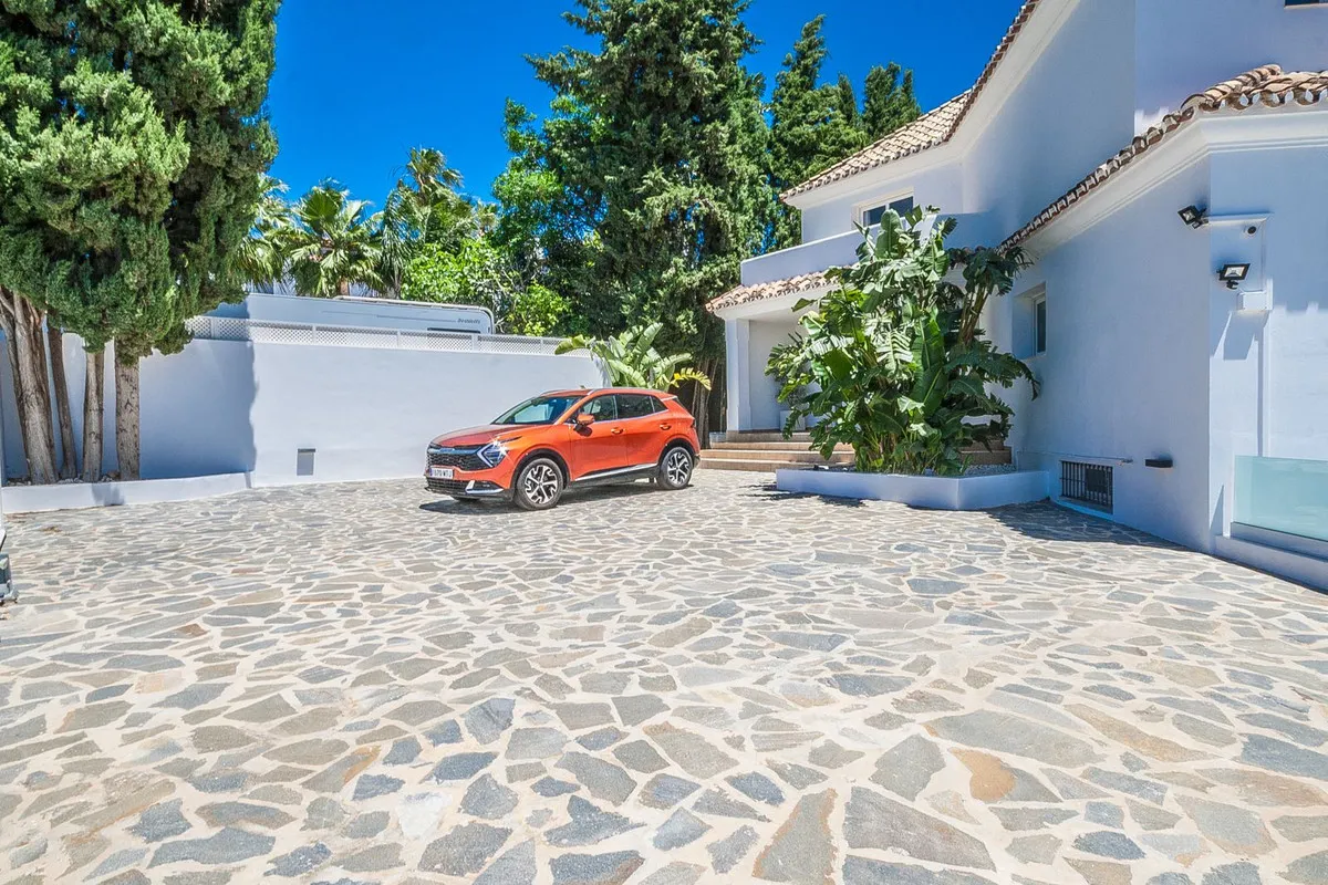 b76d1099-1a86-4468-8918-59df52a45456