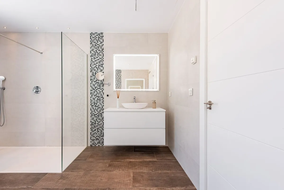 095d46cd-eabd-4555-b96e-432bc7be8327