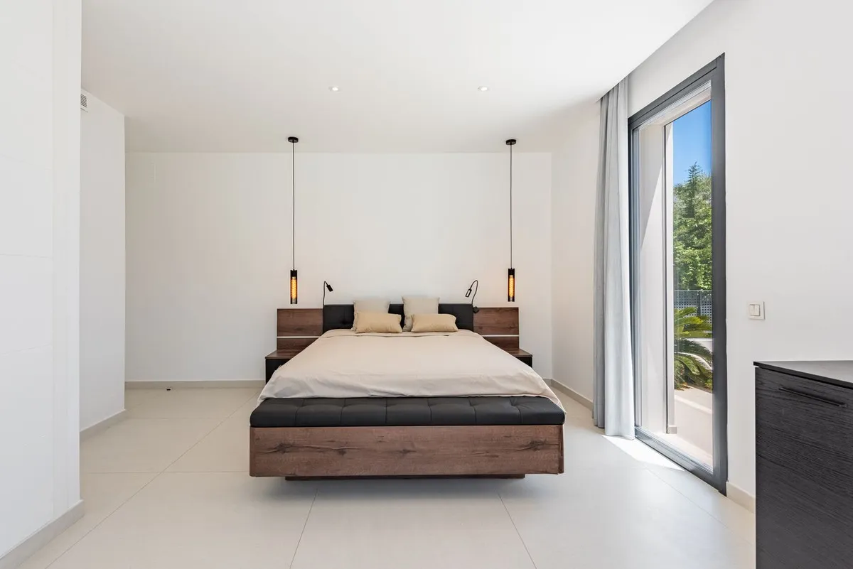 45ba8a12-e100-4170-92ad-7abf20b5c4b7