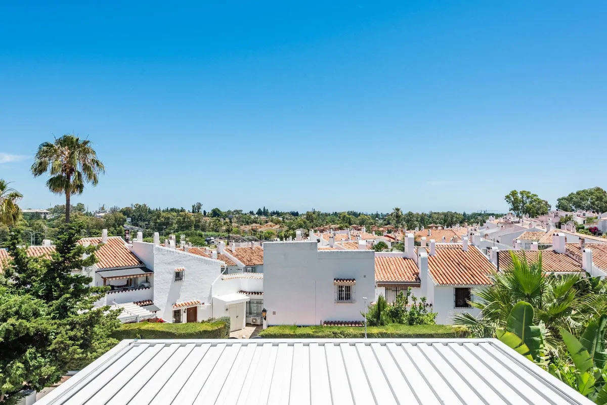 7b11040a-3844-43cd-a334-41859541581d