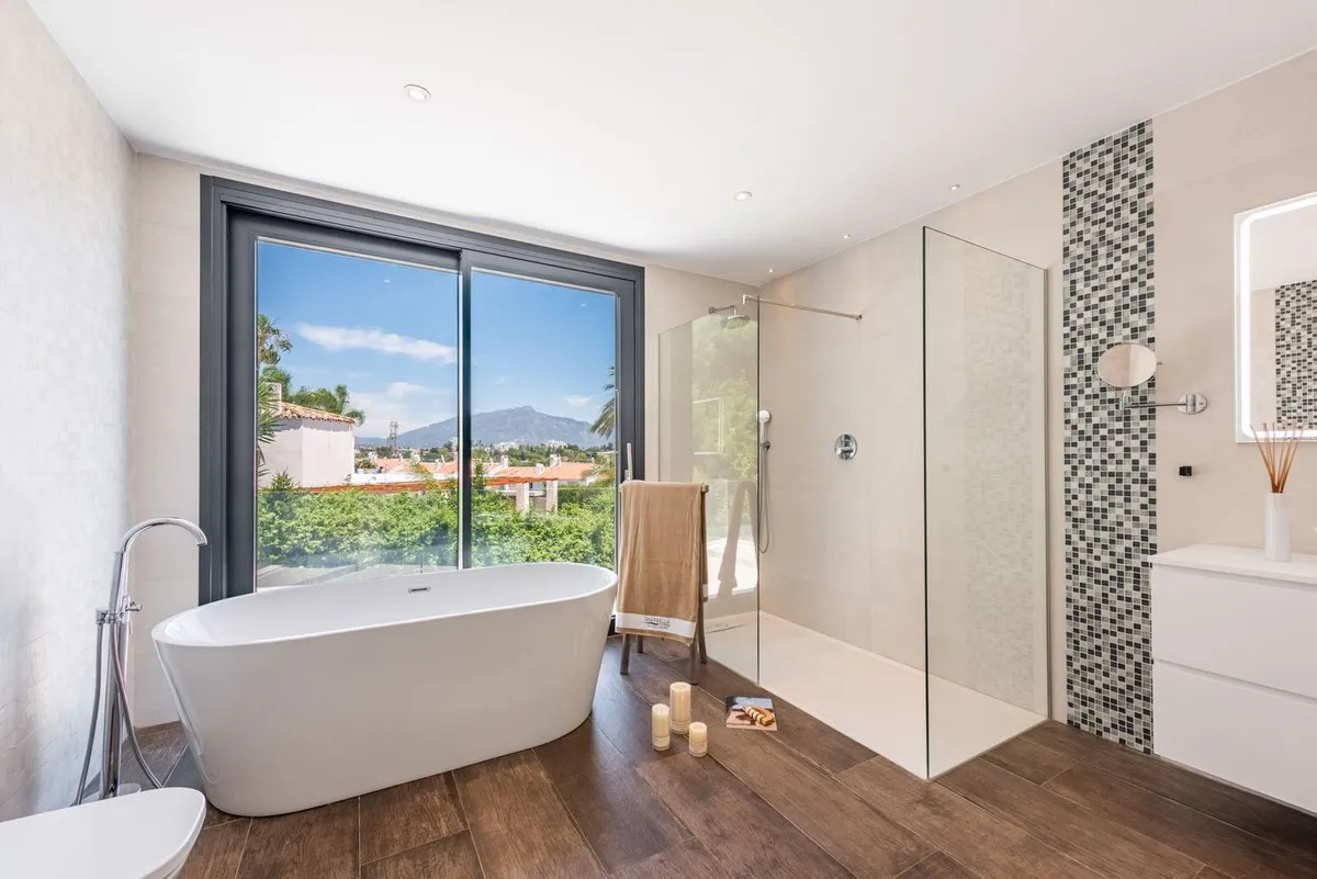 83163bf0-012c-46e2-a296-7761140ad3ba