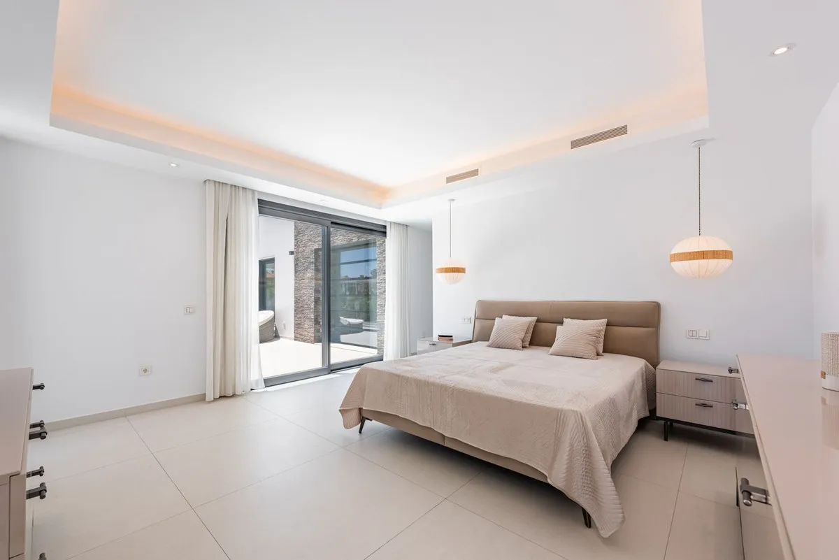 cfda204a-241c-4b07-861a-8b3f7e492147