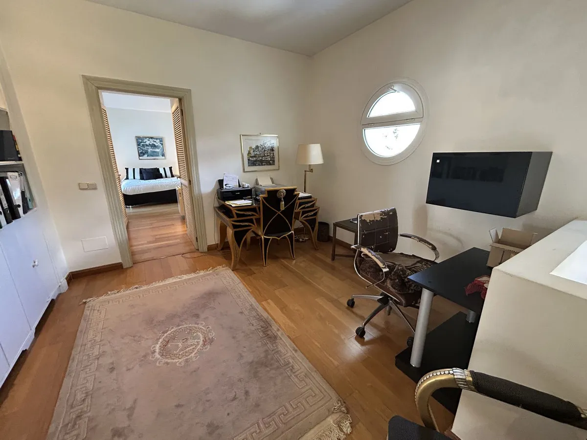 3e08681c-8092-41d4-9a2e-6d128f17884e