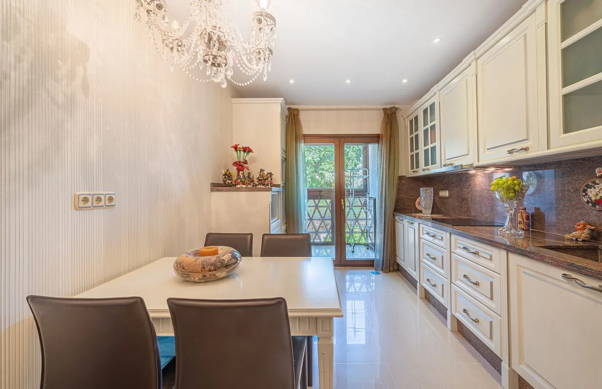 38cf0f96-09e4-4564-a1f4-995e97e8e5da