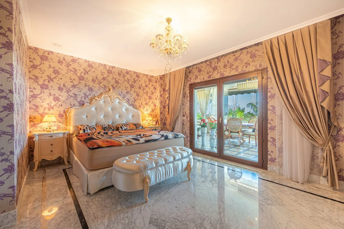 dfe4edbc-7960-4956-a593-0e7031aa0752