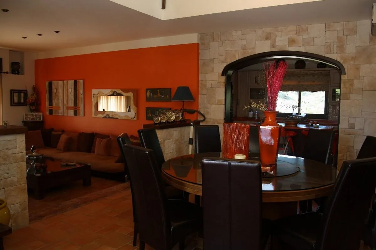 283c3d4a-abbf-4274-b643-263b25d36976