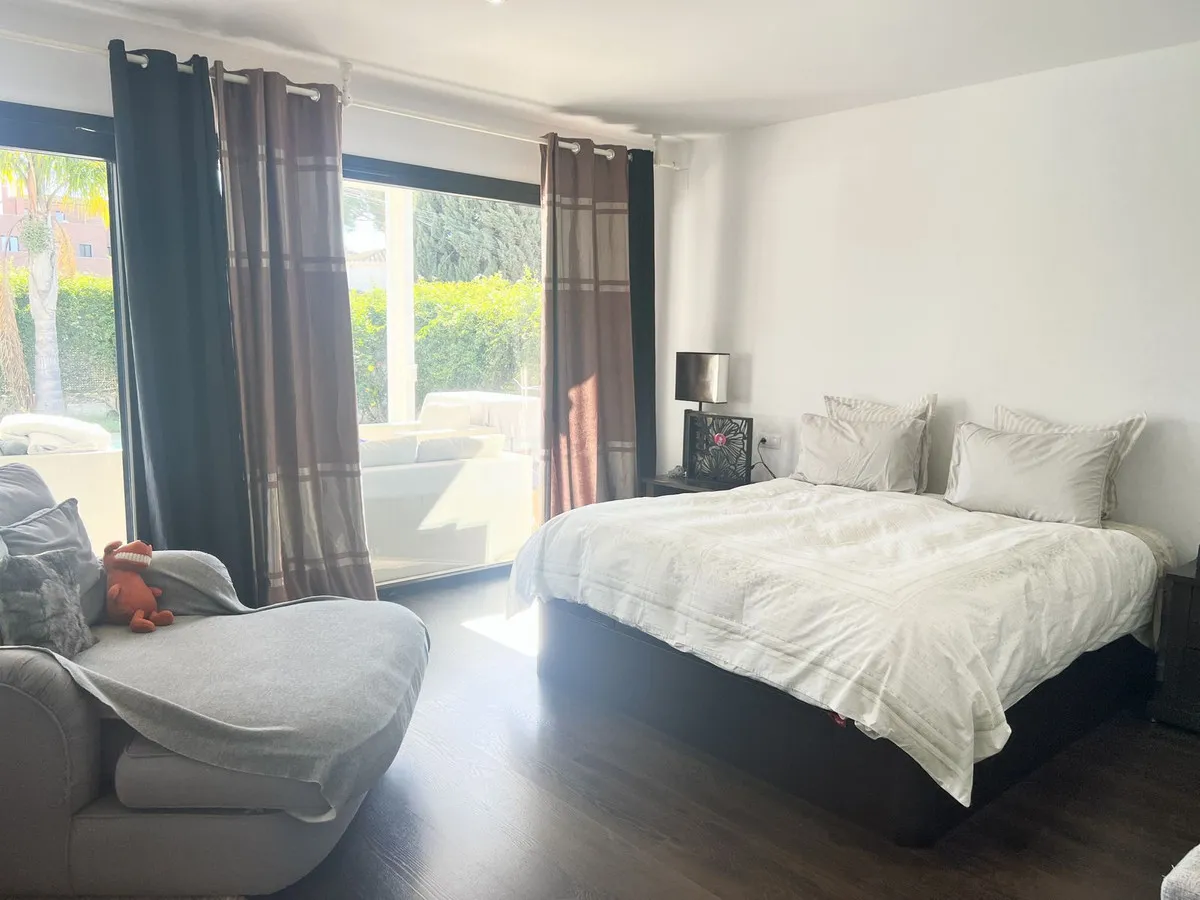 38559302-0102-4b1c-901d-4d859287ccb1