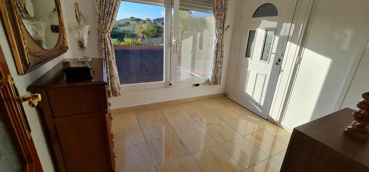 9314c0e3-bad4-4f03-8e42-72e0c08d748e