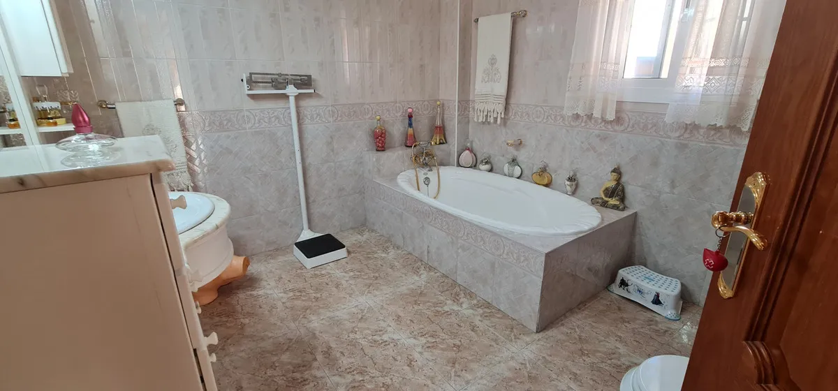 bf58d6bd-a351-40e9-9a04-0c346c5cce30