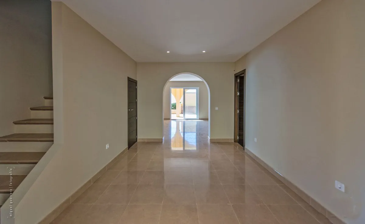 2d14b91a-67fb-426e-a3bd-2c3870747869