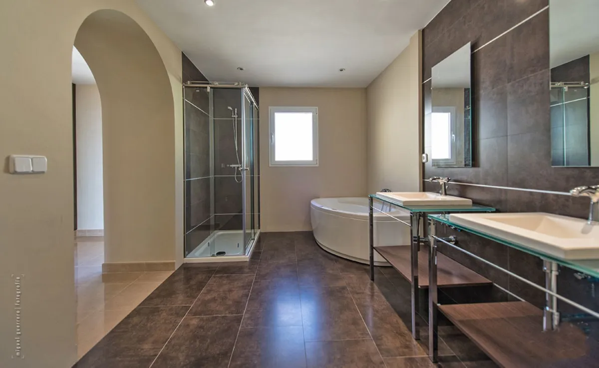 bd4c2675-5523-4f84-aa09-cce2f73167ba