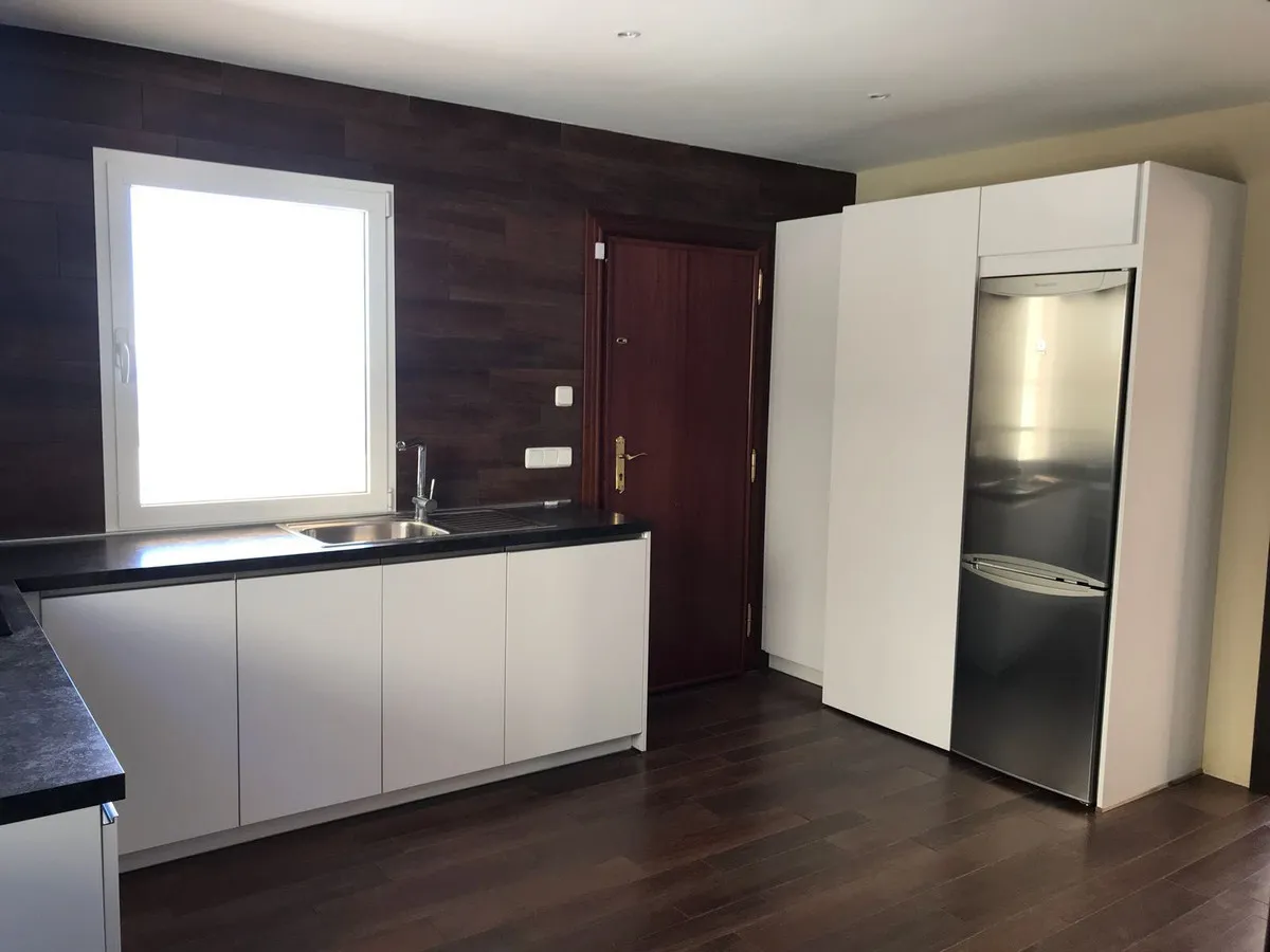 ff4fdcab-0cc5-466c-afb9-1643311e7eb2