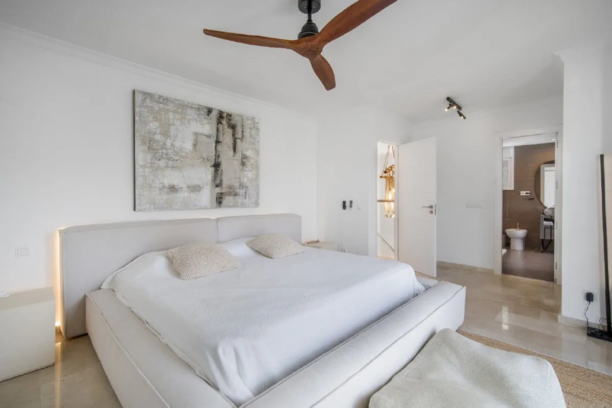 dbfce530-a683-4334-9385-64827d97a07e