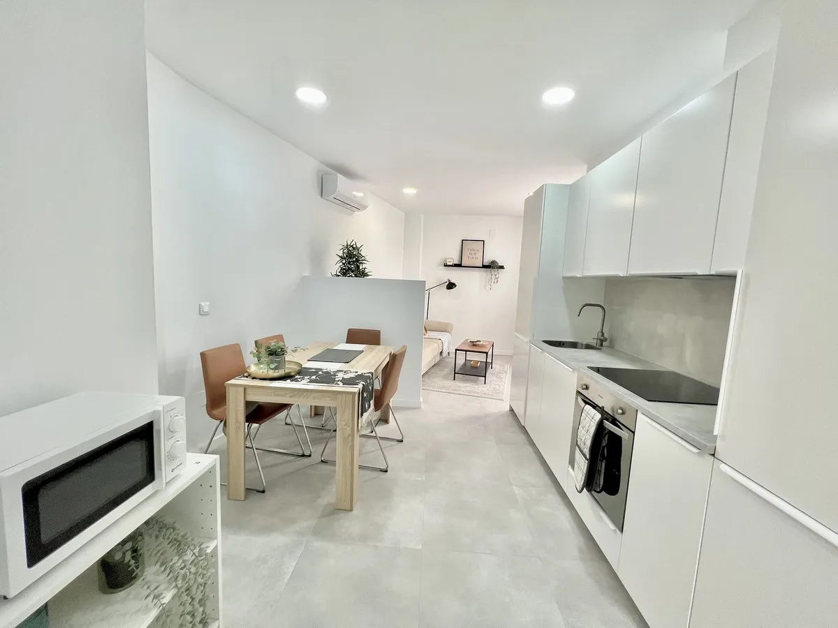 02a49460-d3ab-4f65-88bd-50c17688bb03