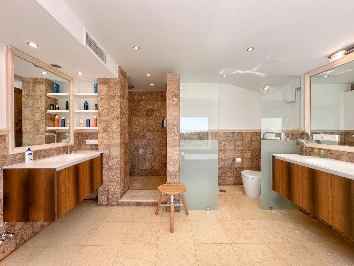 02f87b91-40f0-4b68-b88e-f8bf680cf5ed