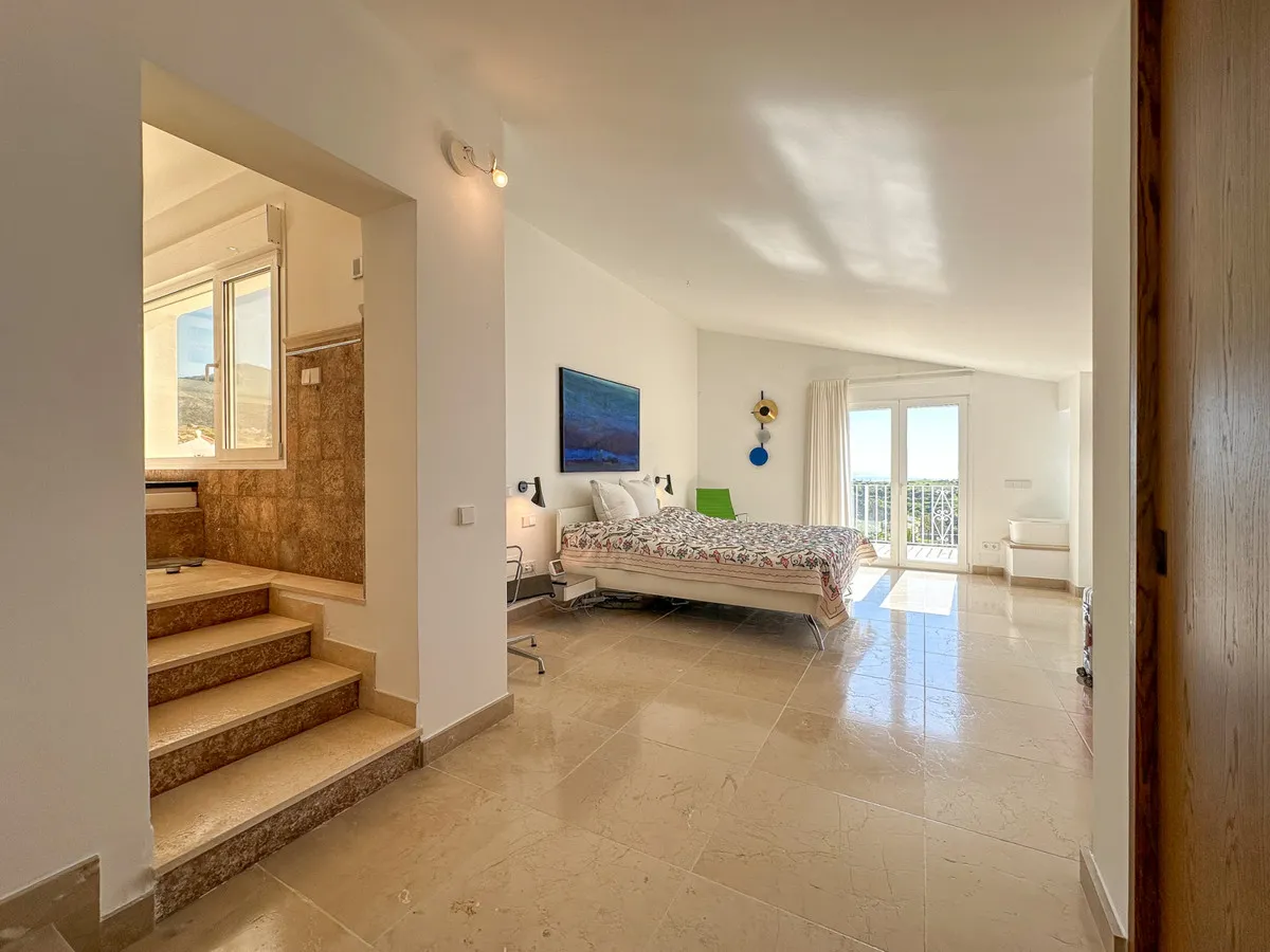 172f0345-149a-41ee-9707-ba4b40b236b5