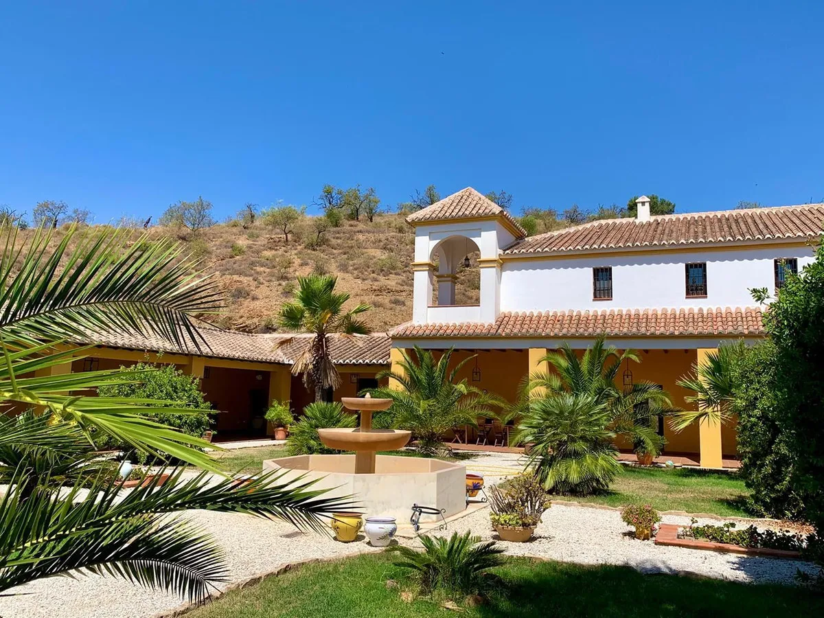 257fd88e-cdec-4d7d-bca6-7ee8fffa15da