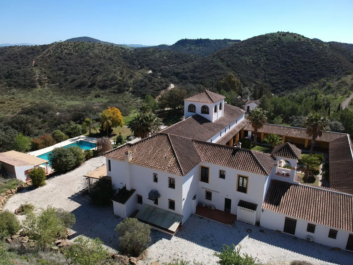 25ce5c7f-f2c5-46e9-8c7e-fda2d4ad9f22