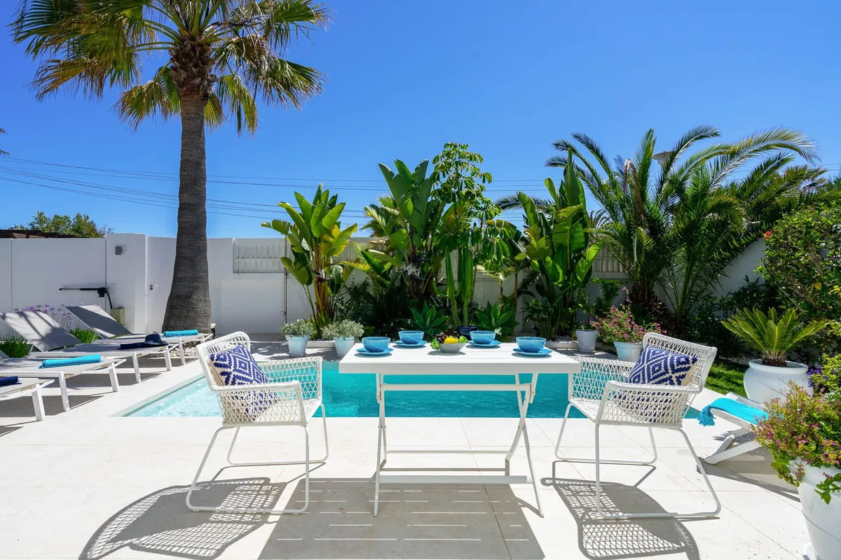 a5452707-4ab9-4bdb-92b9-ec578226ccc4