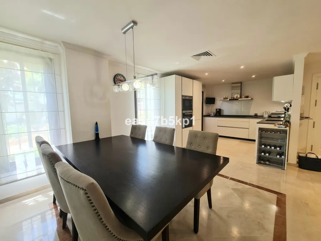 5e4f2c97-61e3-4ee7-957b-74e4ca512bd8