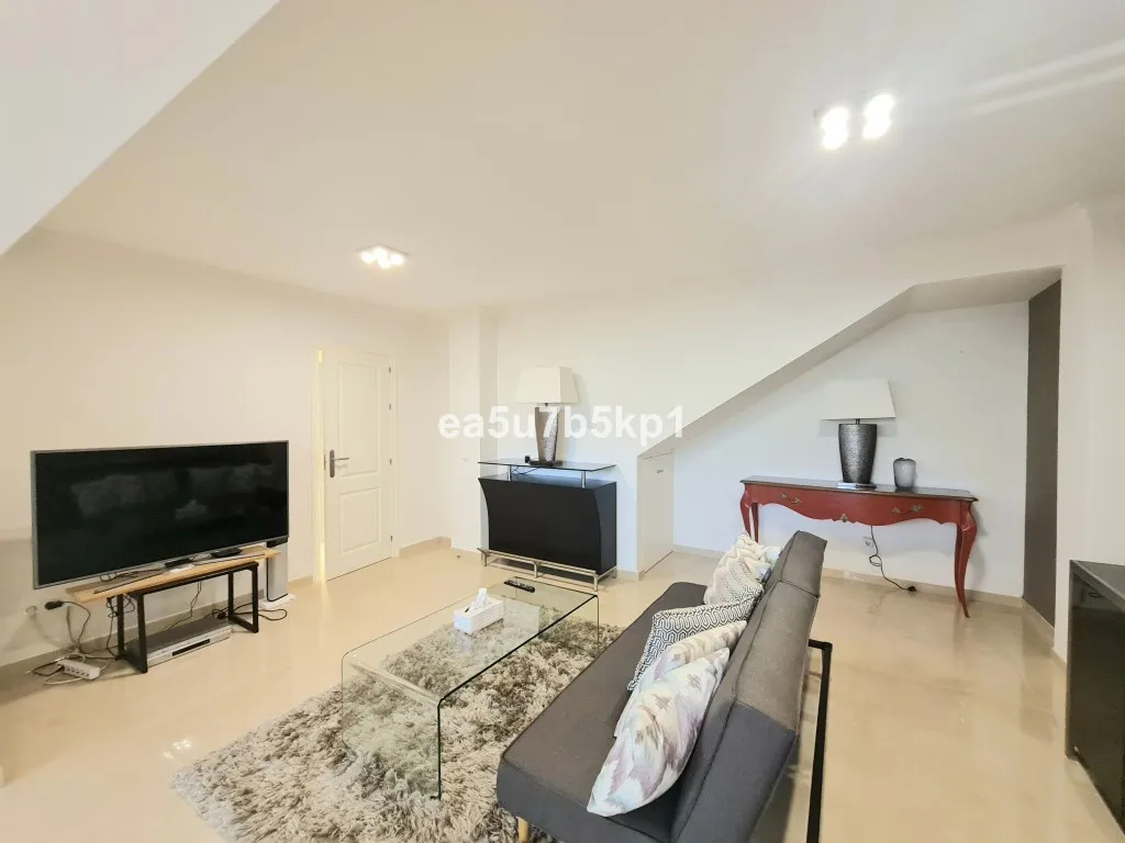 e65e4ec1-307d-4ac2-b029-e7ca9db2d06c