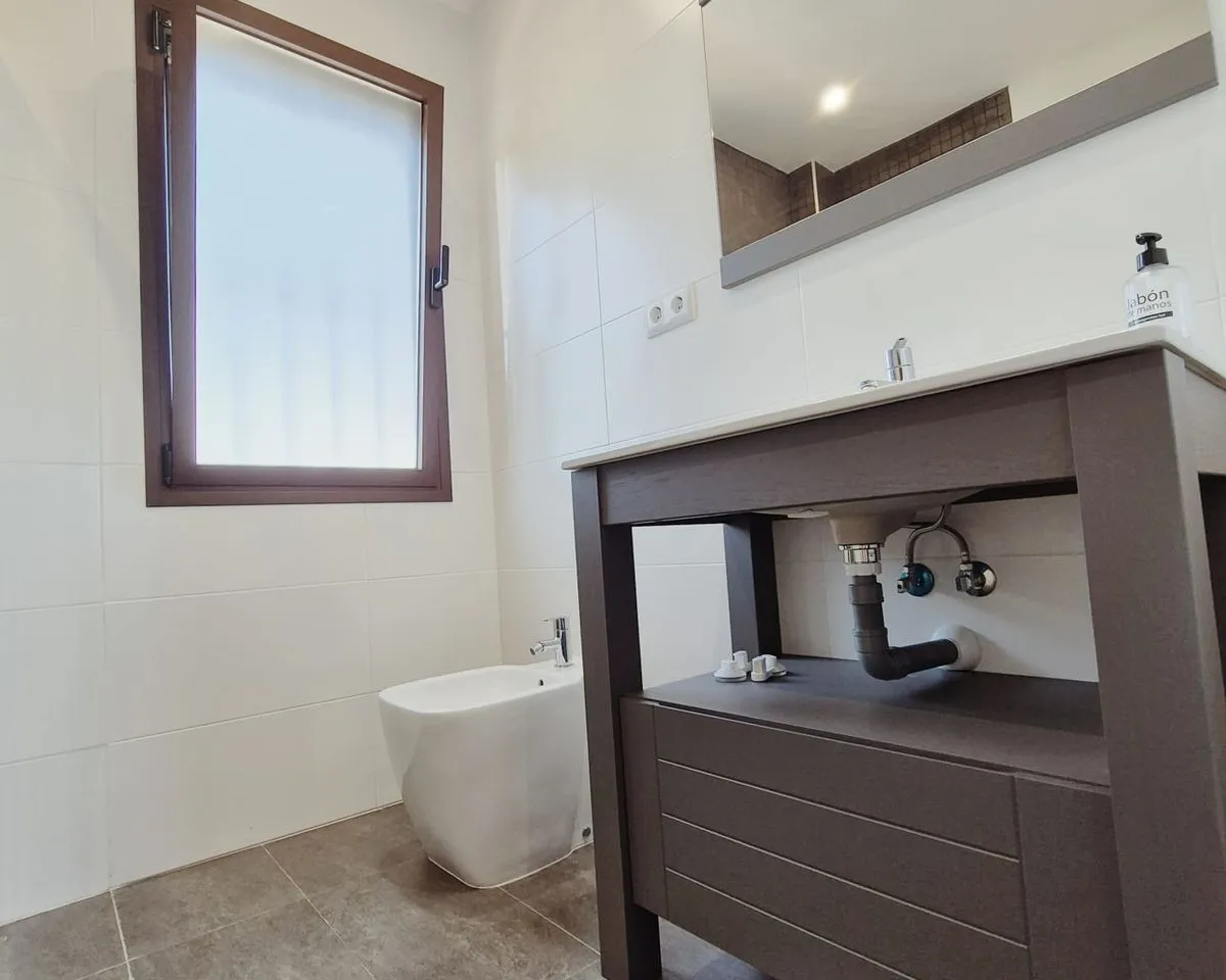 1a8d54fe-b5bf-42a5-892f-89fa5e9a611c