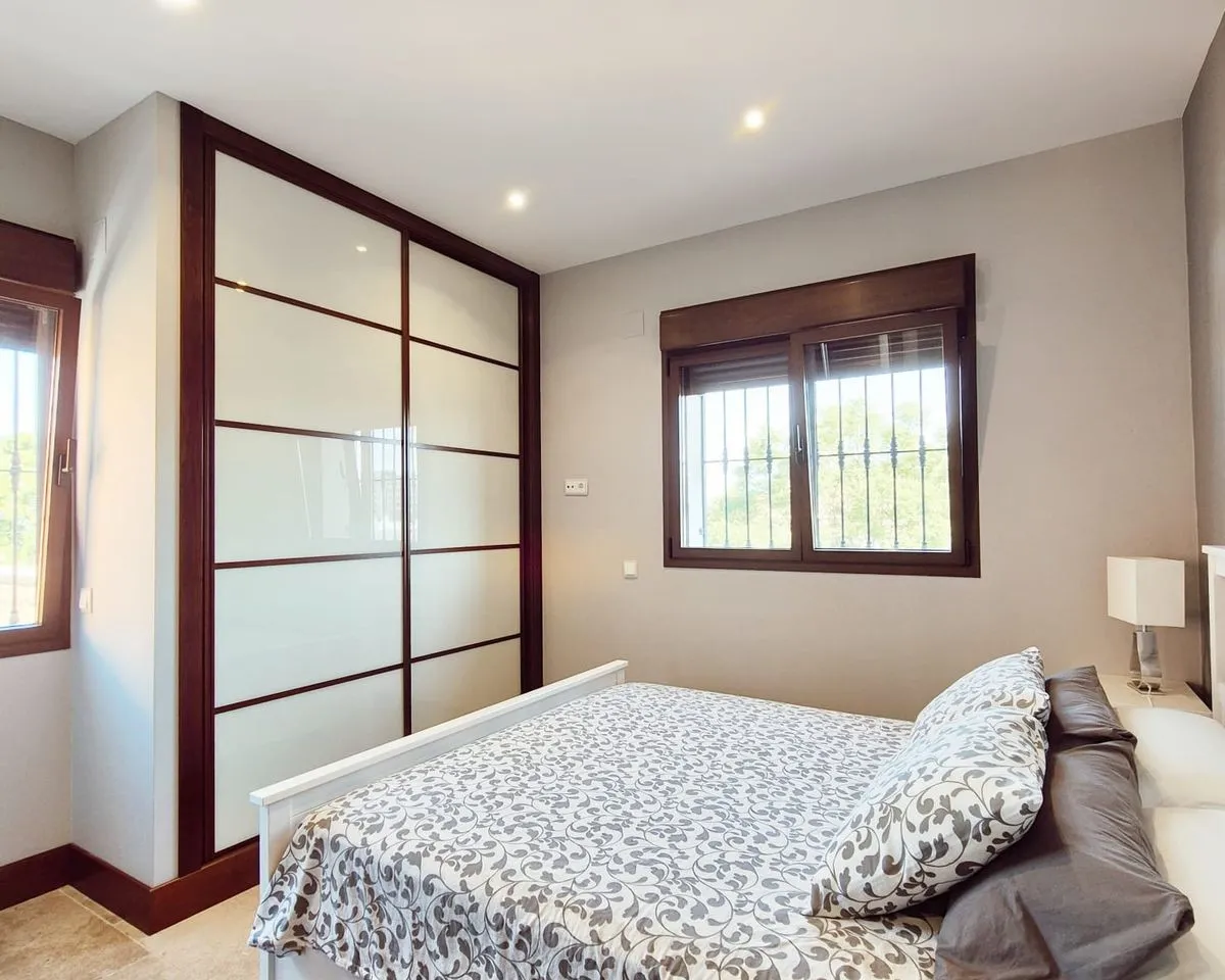 47525135-a6d2-48a7-8053-fb5abada6568