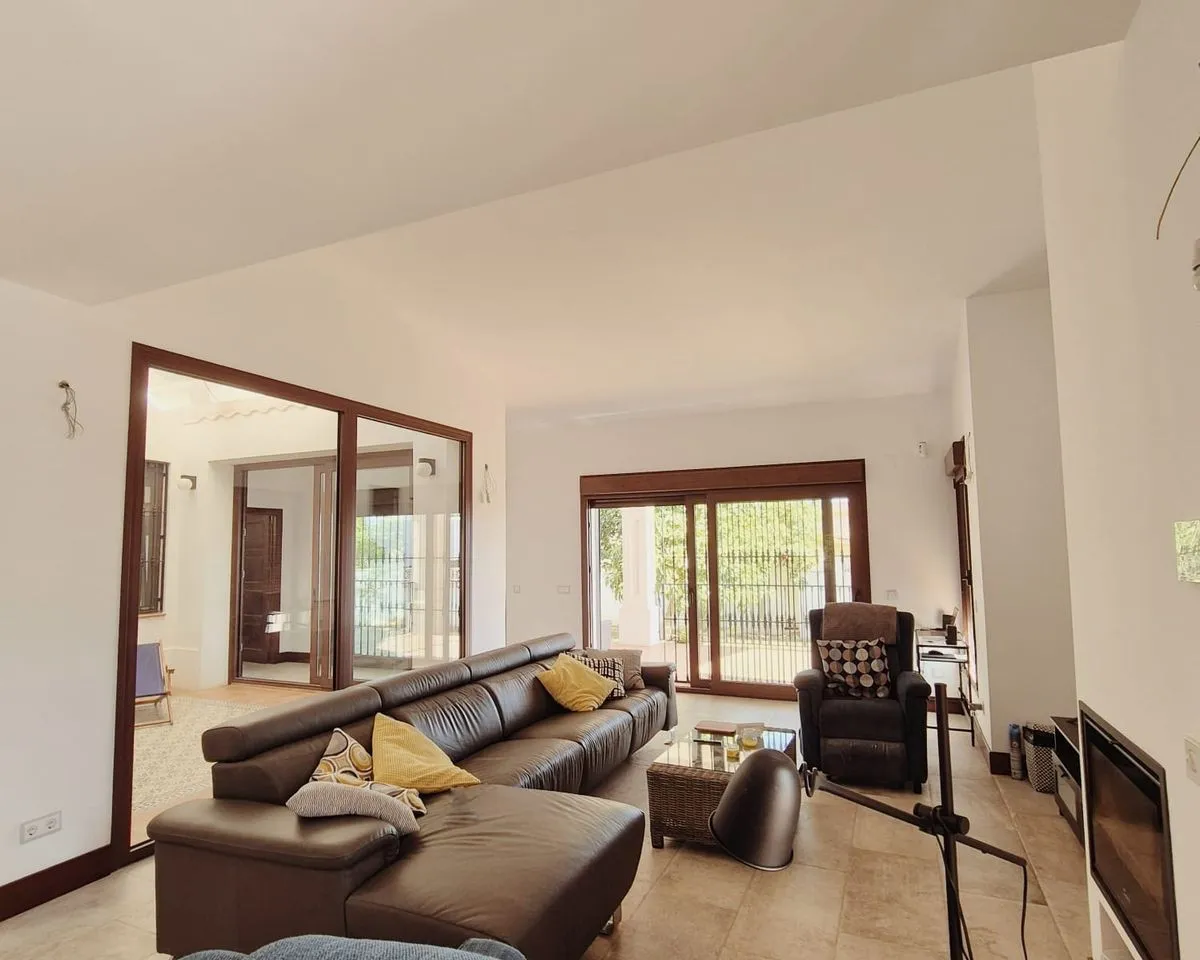 64c45b62-f963-414c-9928-bf44718bc755