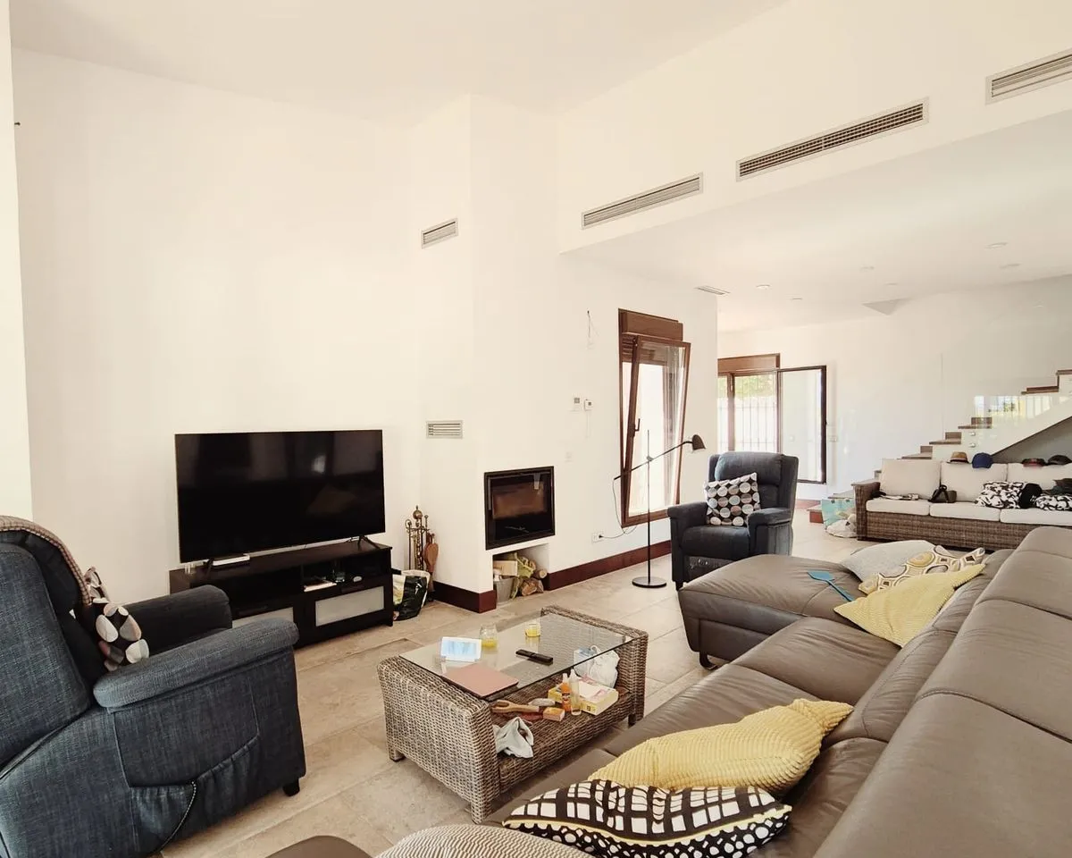 90596adb-ad26-41fc-be15-bc1416f577b4