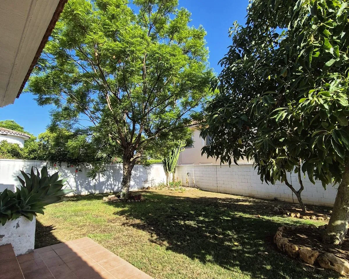 c29a42b0-0d9a-4f6d-acc2-b83f0a8b063b