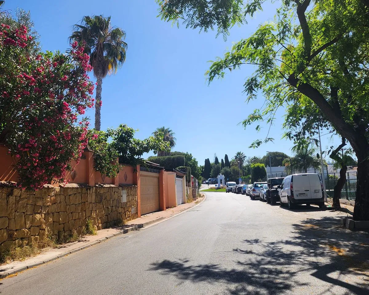 34dff061-8380-4772-8efc-65c852026497