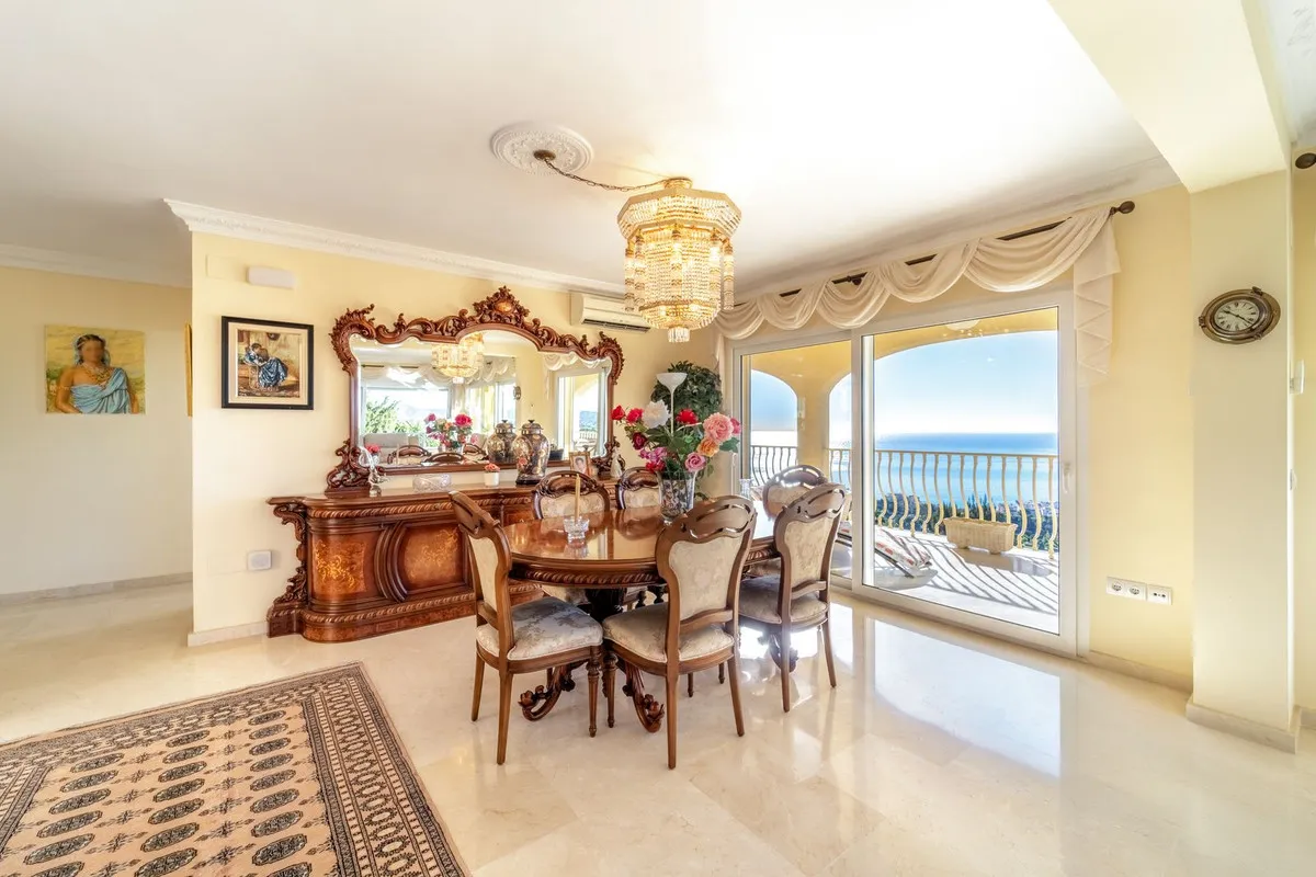 0905c3c0-074c-48e6-a38d-1b06624e172b