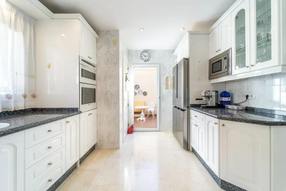 4a2eee7c-d24f-4a3e-b9d7-802883c777e6