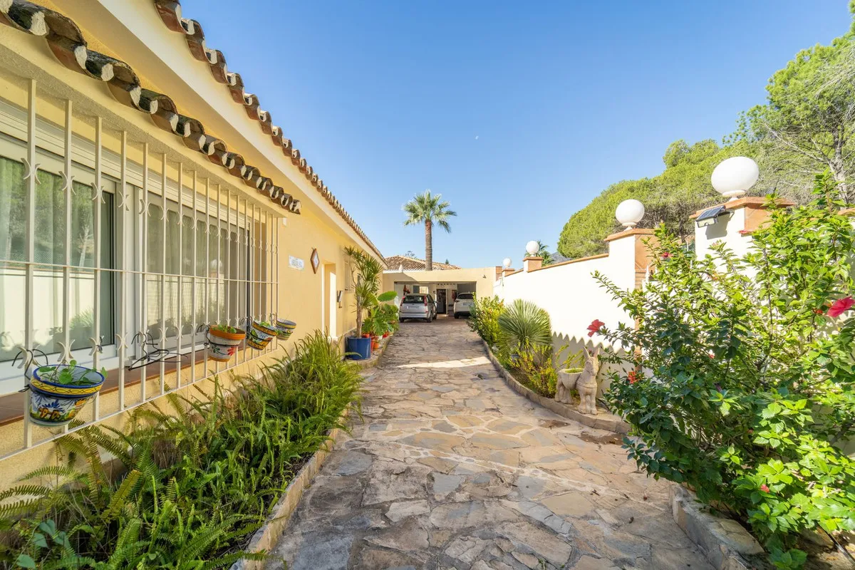 a19b86d4-7ed7-405c-922e-598c6210b85e