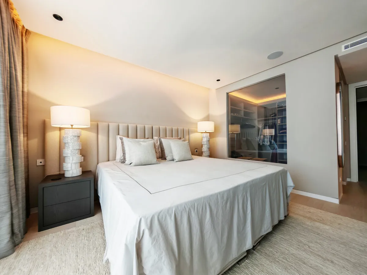 19a2a0f6-43ff-4c55-b697-a3af73c03885