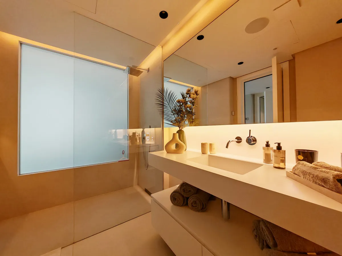 d32ddbcb-bd06-4a5b-bfca-fd215b6be078