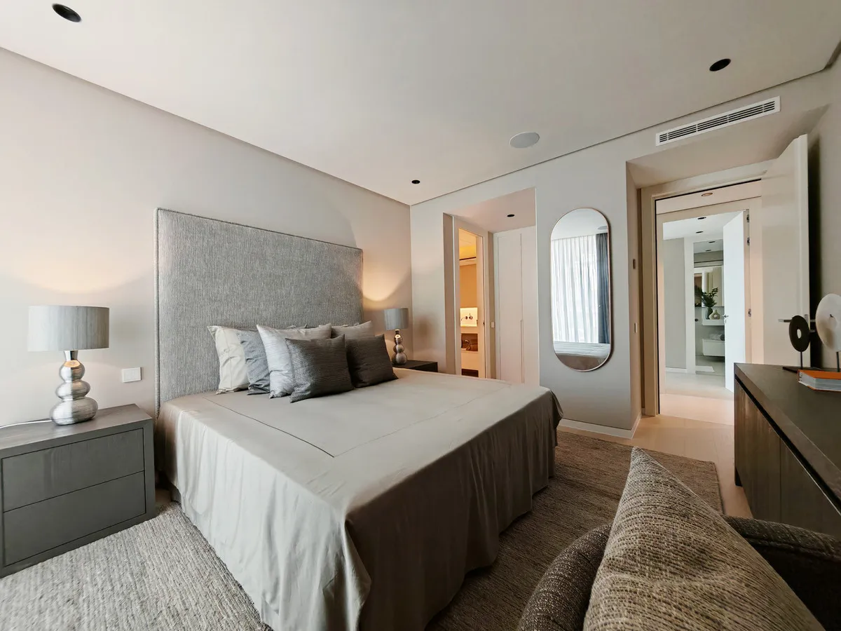 d3b6d453-cdde-487c-b971-b7e49c18f309