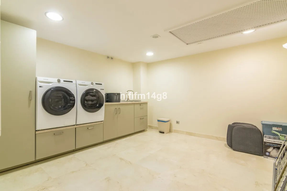 e7cb849c-c983-42d0-809e-82e03a88bf50