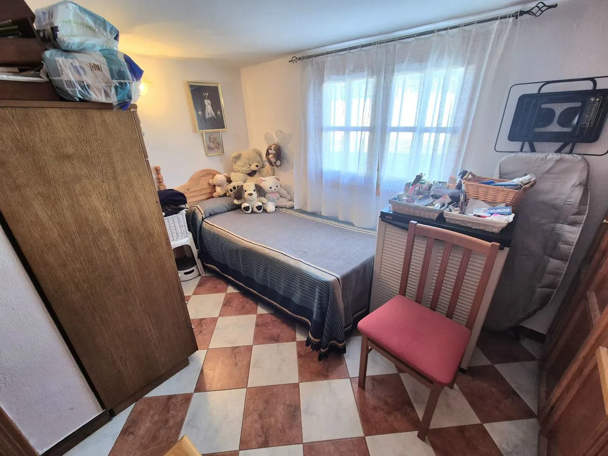 30c4fd2e-897b-4a1e-acf4-2cf215e10d6c