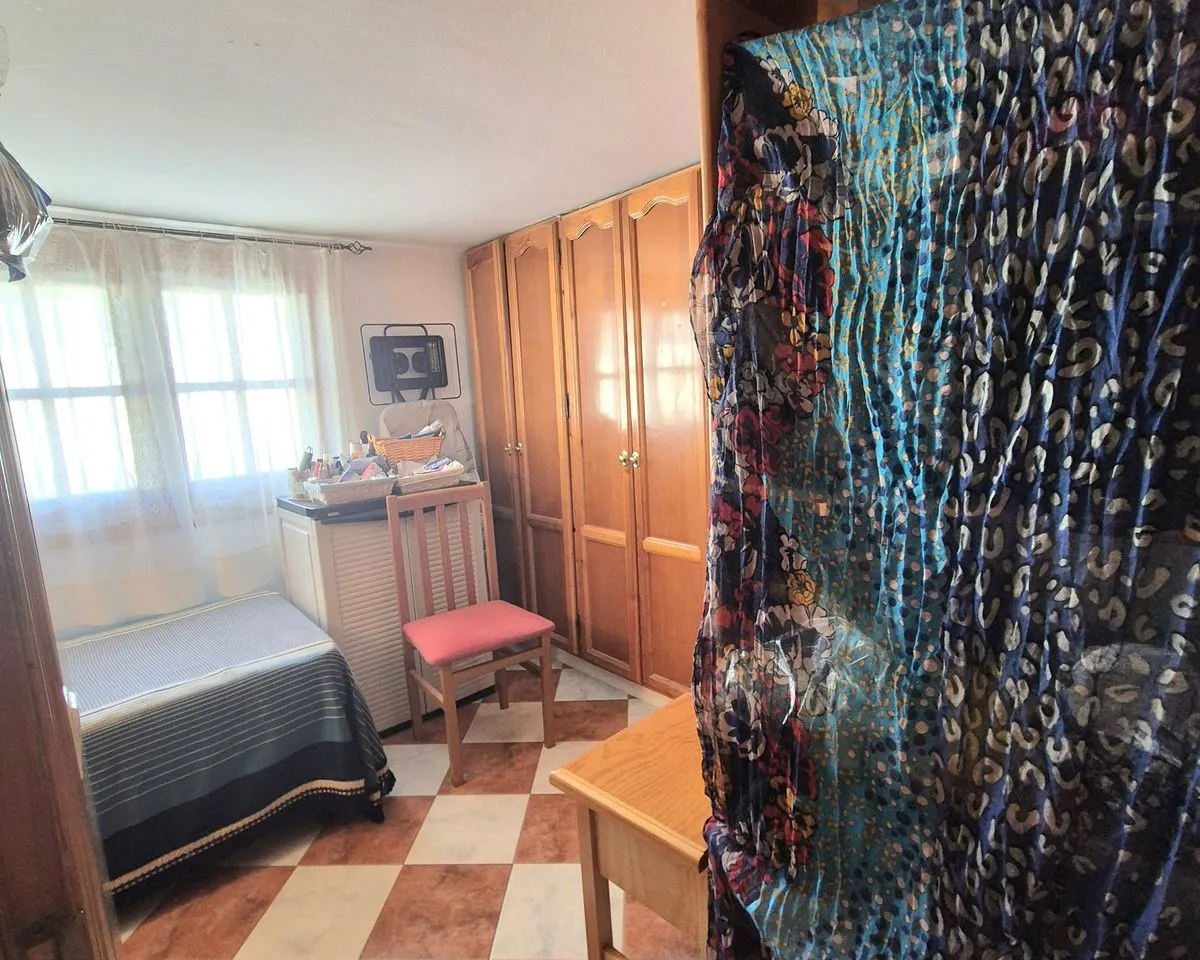 32bbd330-6018-4841-af2d-47a086a1c3f9