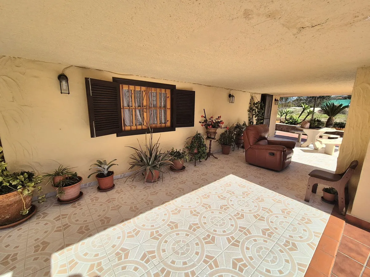 a1b7f590-dbd9-486d-aca4-8e0a28d8fafa