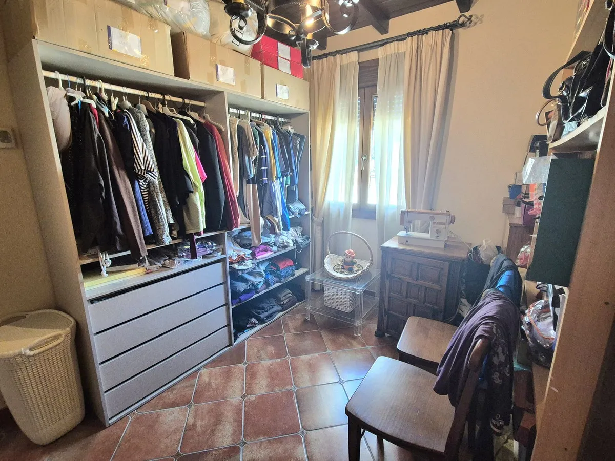 a789bc44-995b-47a5-9b37-7fe8f3c48a62