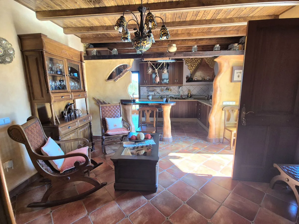 e294078d-ec31-4aa5-b3e8-f116d118eb63