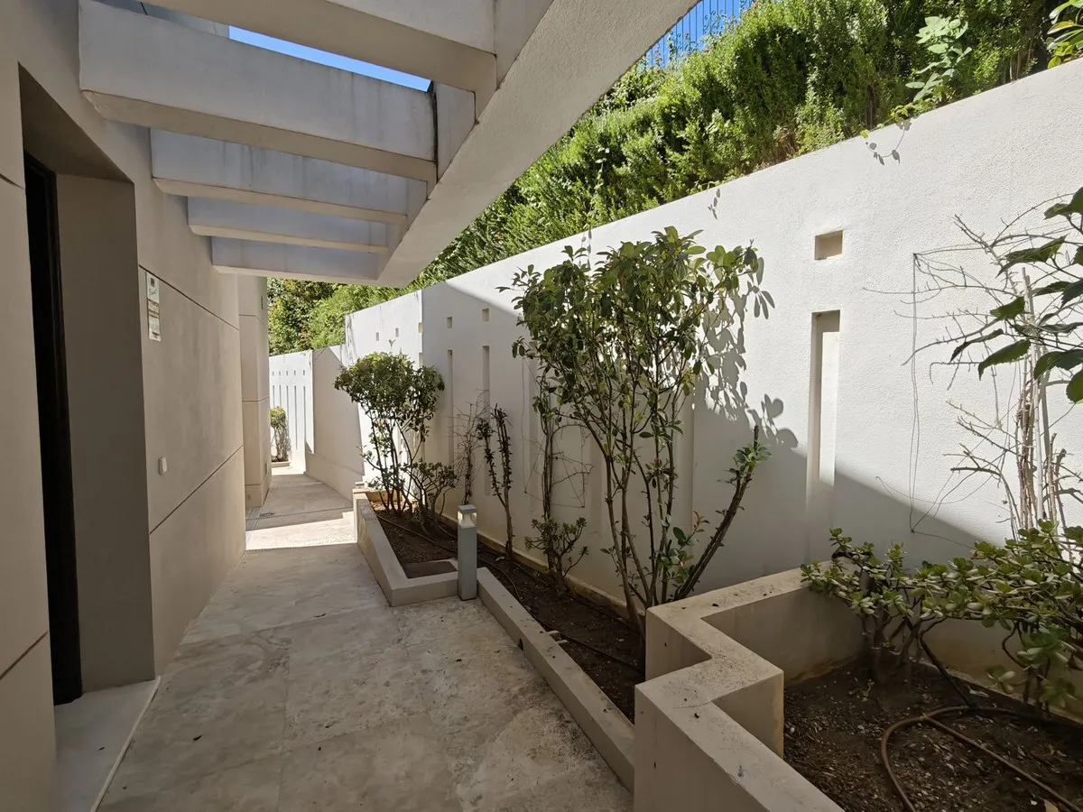 4835e4b9-dfb7-43ac-b815-a485002e89a5