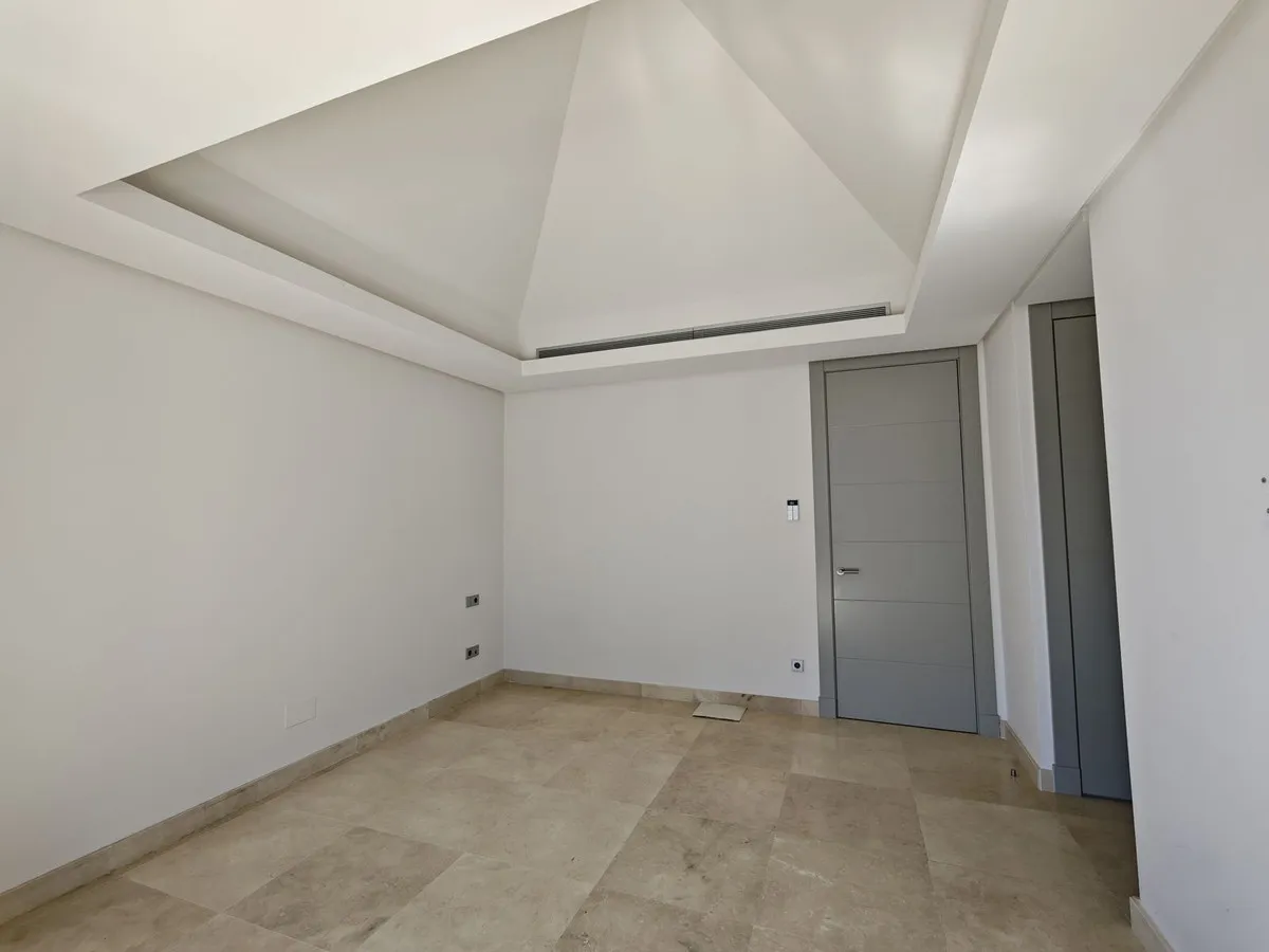 c4c82395-e0c4-4b85-b524-be429b48ef85