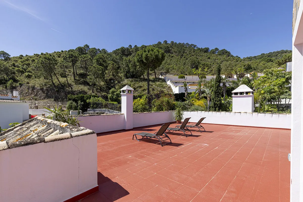 06ade82d-a3fa-433c-bca8-90ac399e4e88