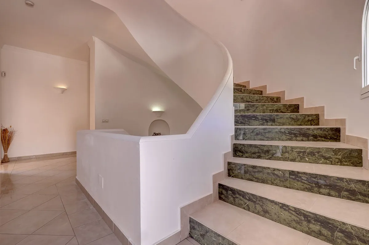 20d4a41c-1f36-4e9e-ad86-20203bb60534