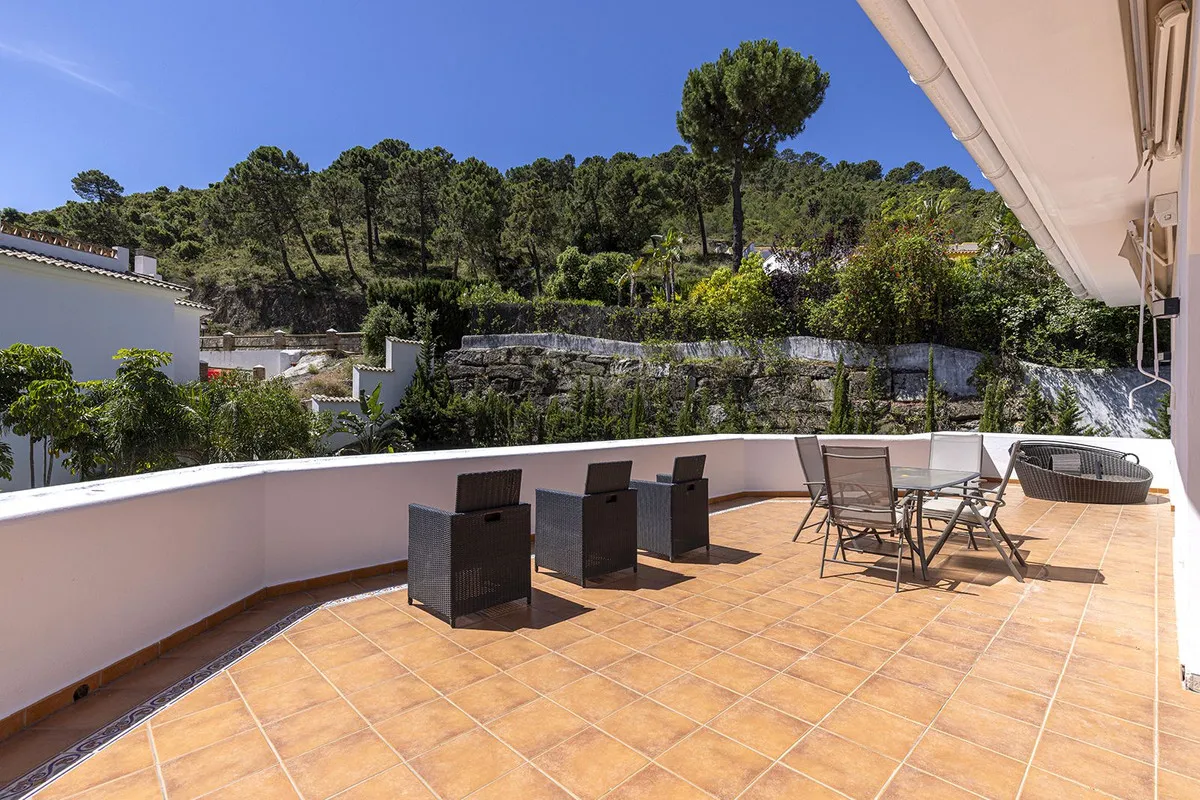 a11fbba7-f70f-4b30-93dc-0c619ce06fcc