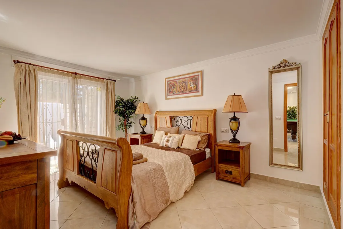 c154bcaa-4fb6-40d3-882c-3ffe68ad3a2e