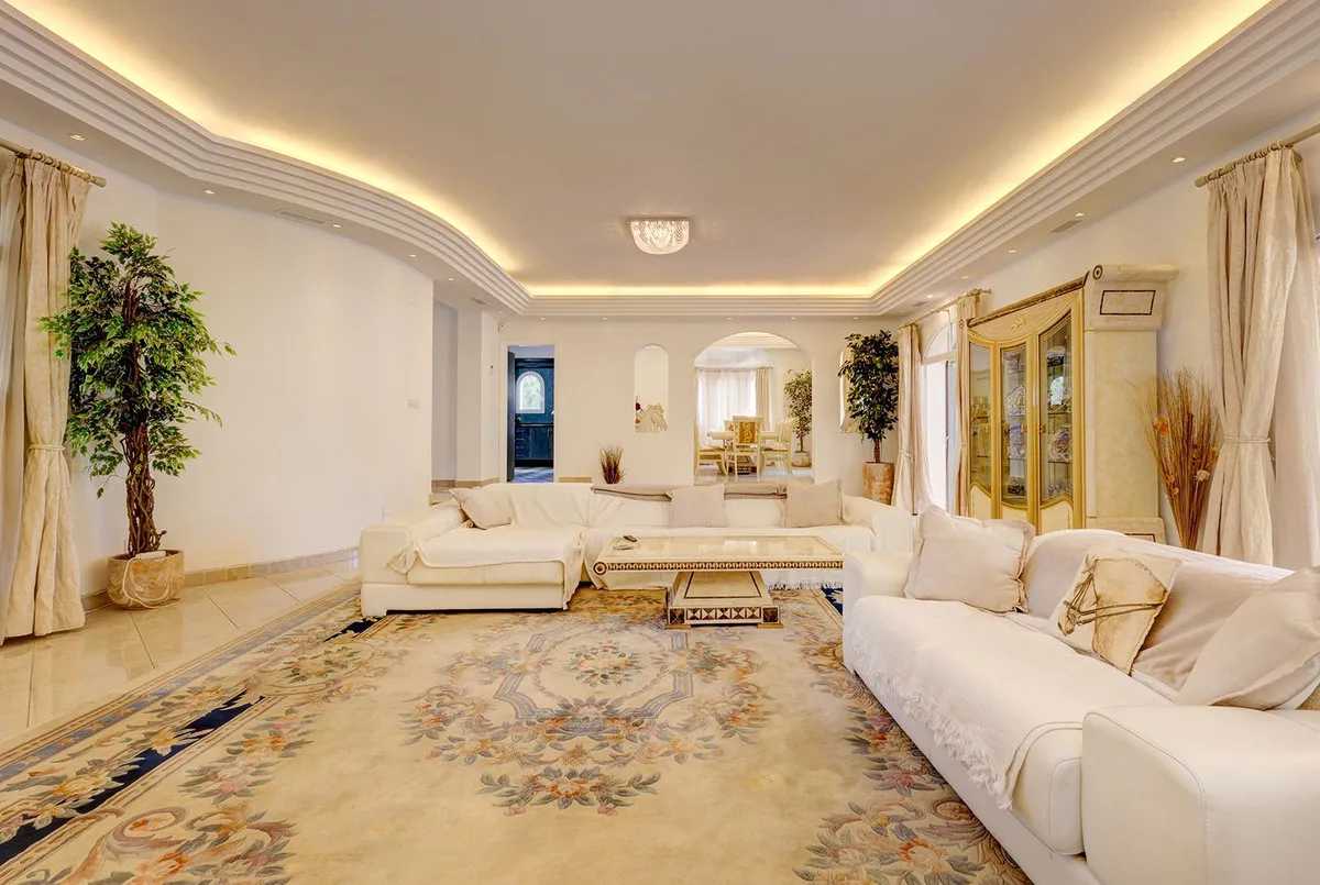 ccfe65ea-6388-4ded-b80d-d52ffce72e7c